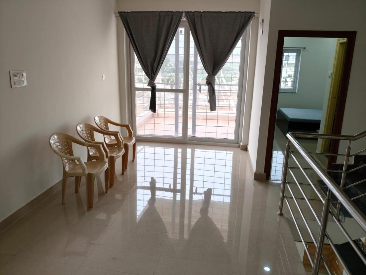 Leo'S Den 9 Guests Ac 3Bhk 9 Mins To Rgia Villa เชมชาบัด ภายนอก รูปภาพ