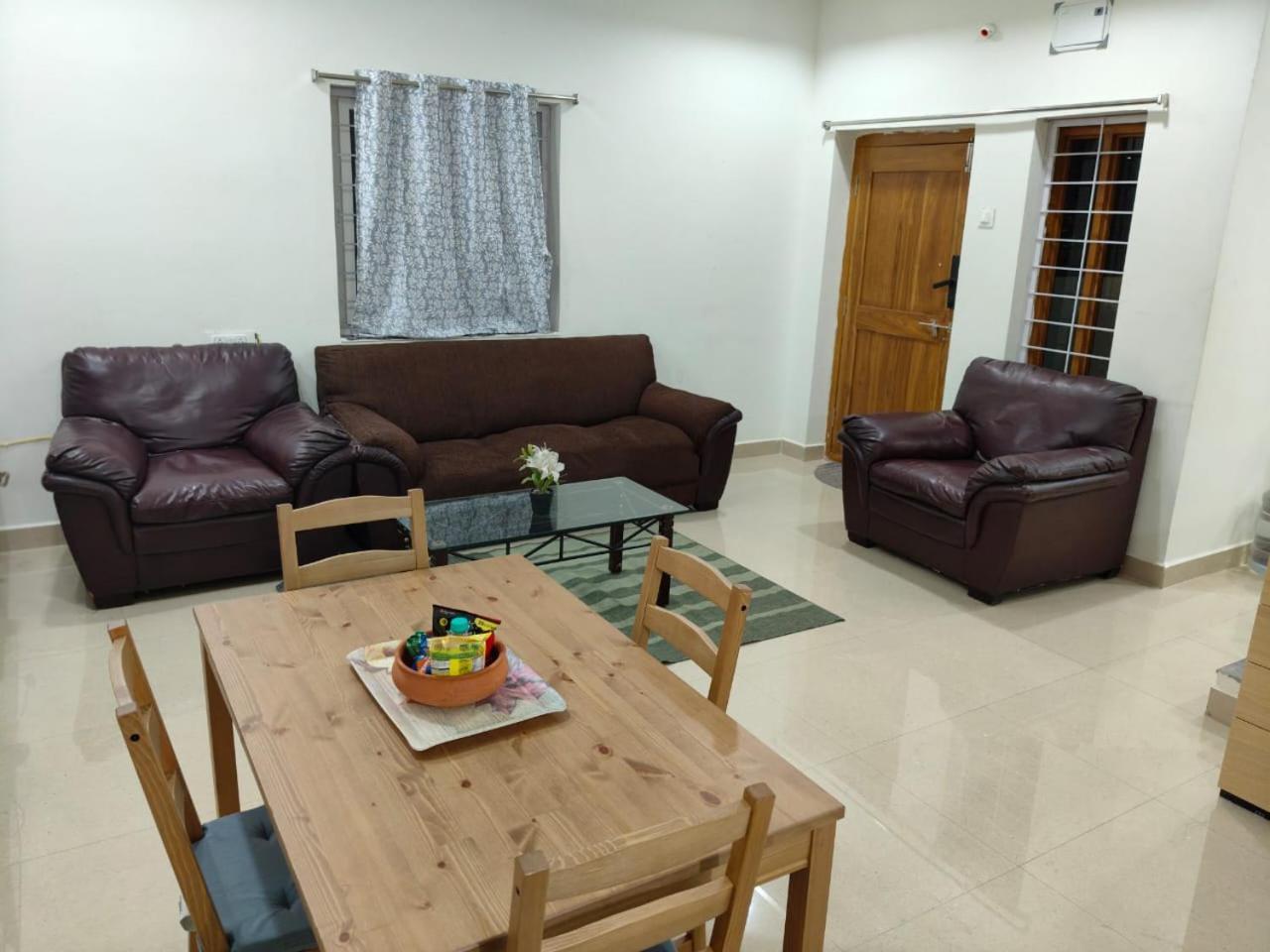 Leo'S Den 9 Guests Ac 3Bhk 9 Mins To Rgia Villa เชมชาบัด ภายนอก รูปภาพ